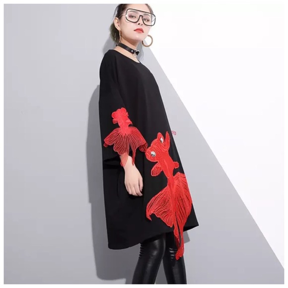 Black Bold Fish Appliqué Tunic Dress - Picture 3 of 7